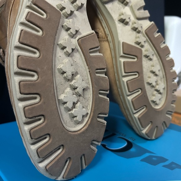 Cliffs by White Mountain Boots size: 9 - Picture 11 of 12